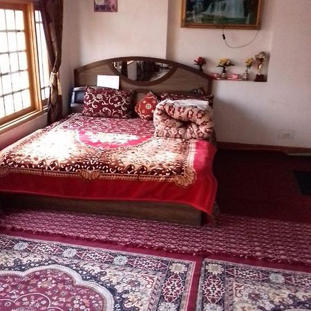 My Guest House Srinagar  Exterior photo