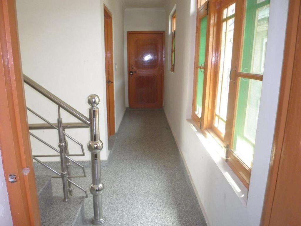 My Guest House Srinagar  Exterior photo